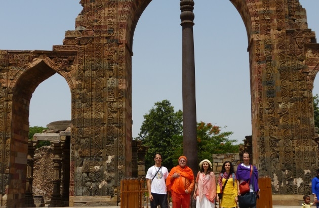 Iron Pilar, Qutb Minar & Jantar Mantar, New Dillí, India - 2017, junio 