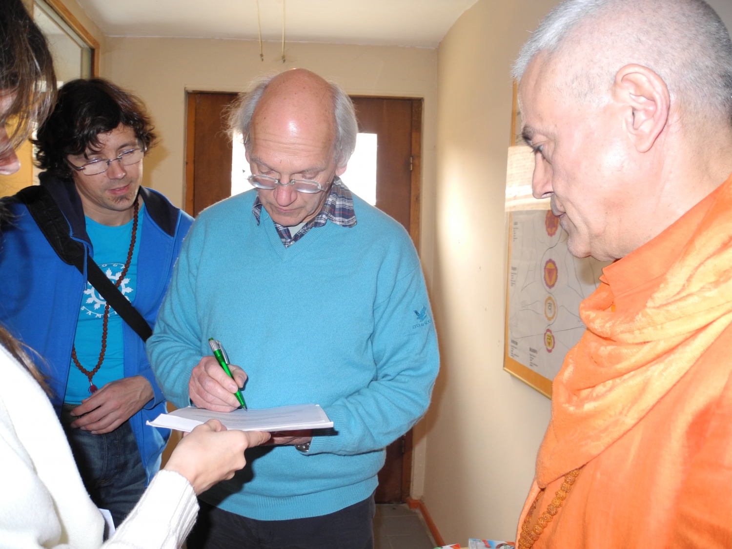 Encontro de H.H. Jagat Guru Amrta Sūryānanda Mahā Rāja com o Mestre Thierry Van Brabant - Centre Samtosha, Jodoigne, Bélgica - 2012, Março