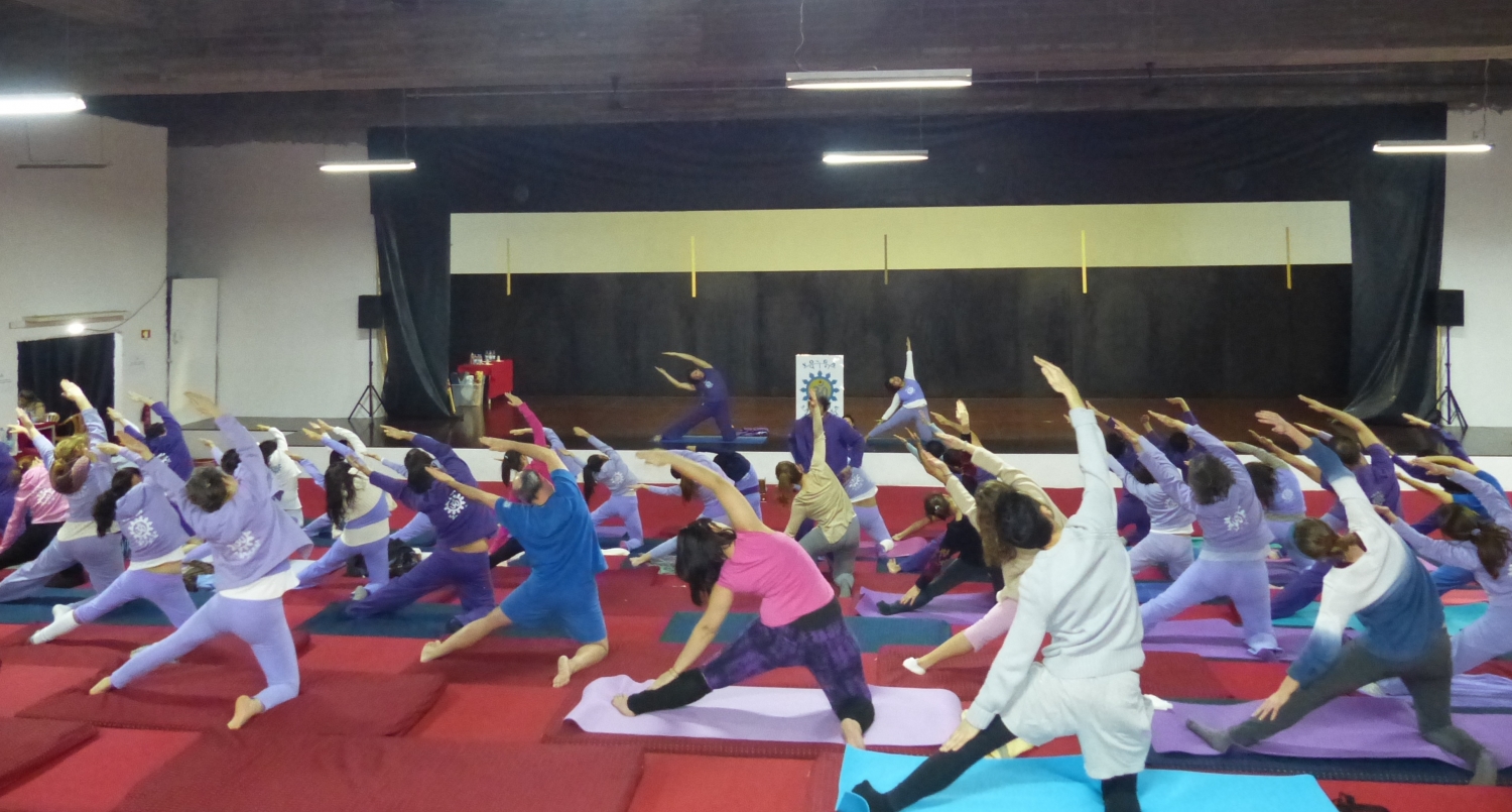 Yoga Class for Adults - Lisboa, Rádhá Krshna Temple - 2017, February, 18th